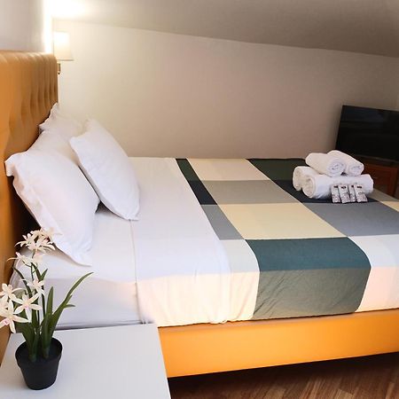 Отель Attic Garden Рим Экстерьер фото