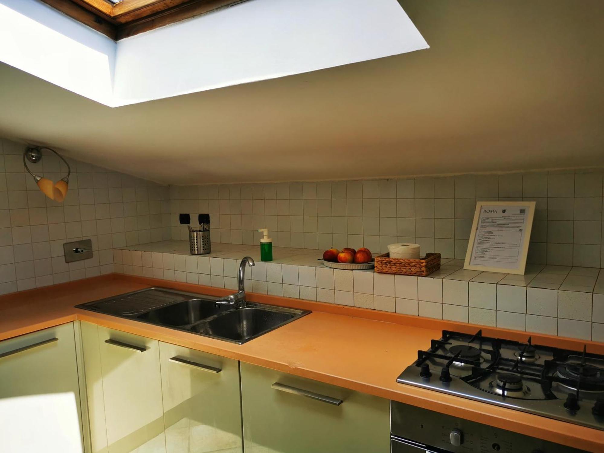 Отель Attic Garden Рим Экстерьер фото