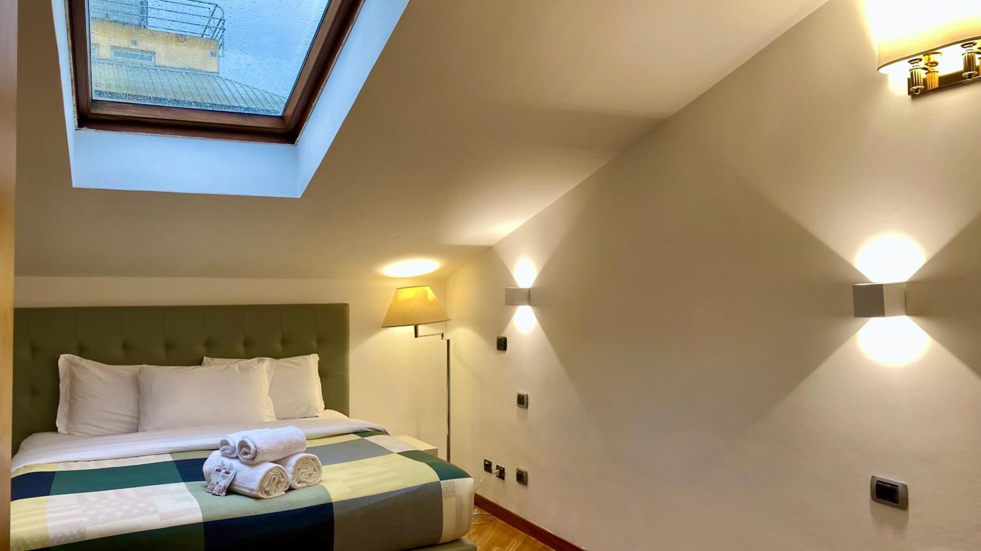 Отель Attic Garden Рим Экстерьер фото